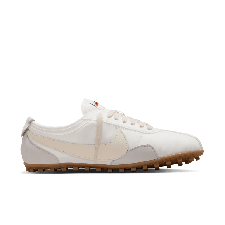 Nike Moon Shoe OG Summit White (W) Angle 2