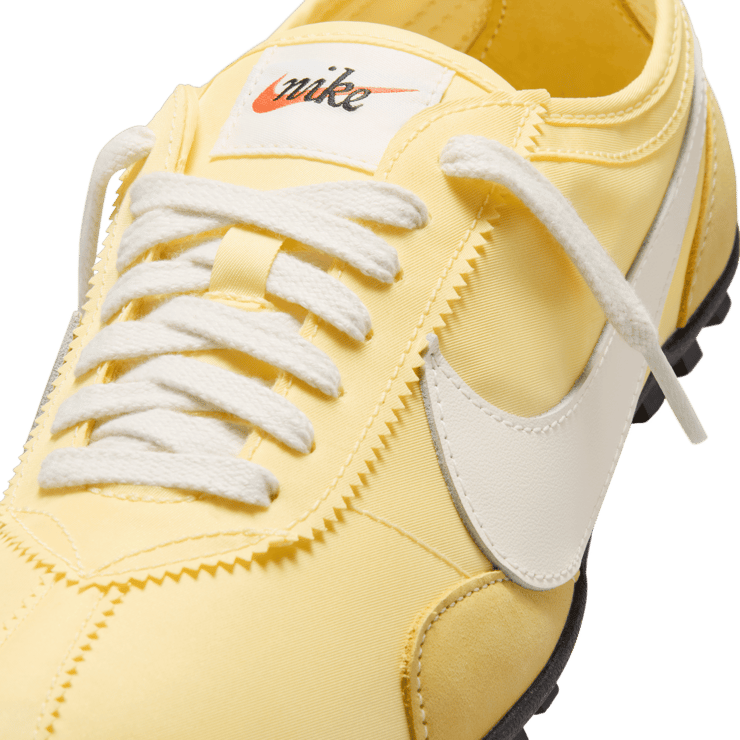 Nike Moon Shoe OG Soft Yellow (W) Angle 5
