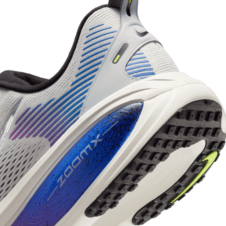 Nike Vomero 18 National Runner's Day Pack Angle 7