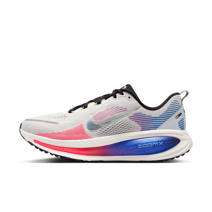 Nike Vomero 18 National Runner's Day Pack Angle 0