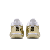 Nike A'Two Gold Standard Angle 5