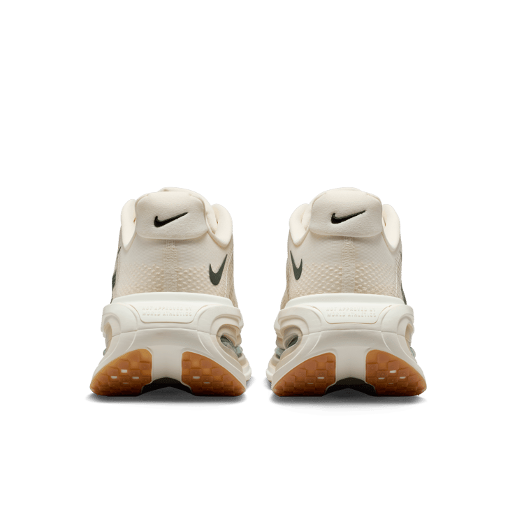 Nike Vomero Premium Pale Ivory Angle 5