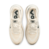 Nike Vomero Premium Pale Ivory Angle 3