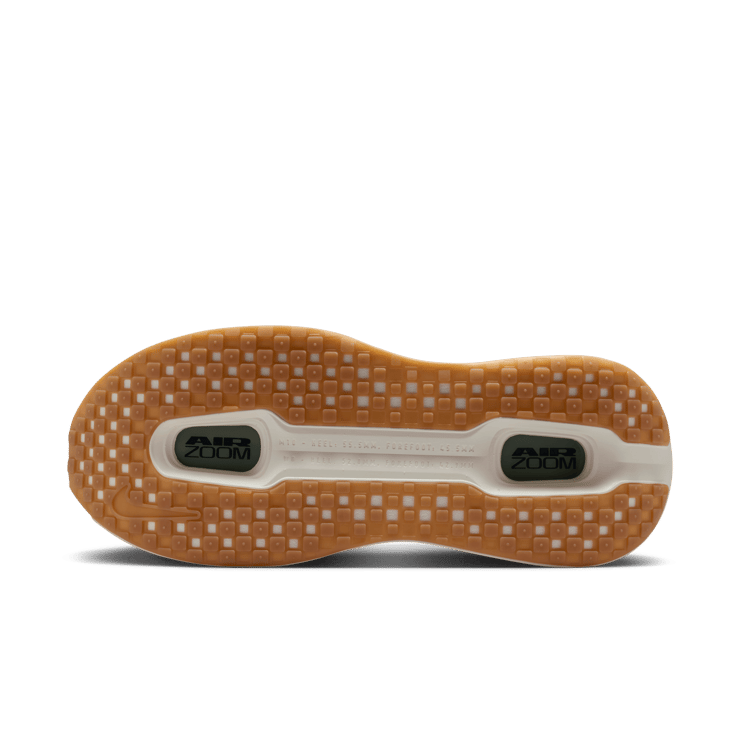 Nike Vomero Premium Pale Ivory Angle 1