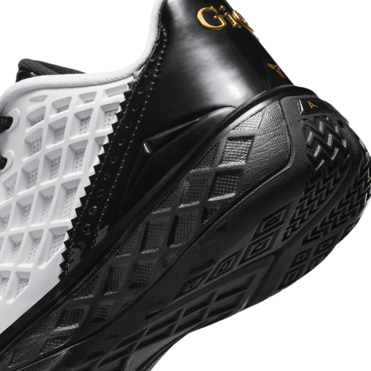 Nike Kobe 3 Low Protro Mambacita (GS) Angle 6