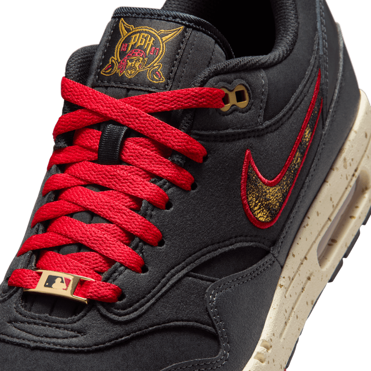 Nike Air Max 1 Pirates City Connect Angle 2