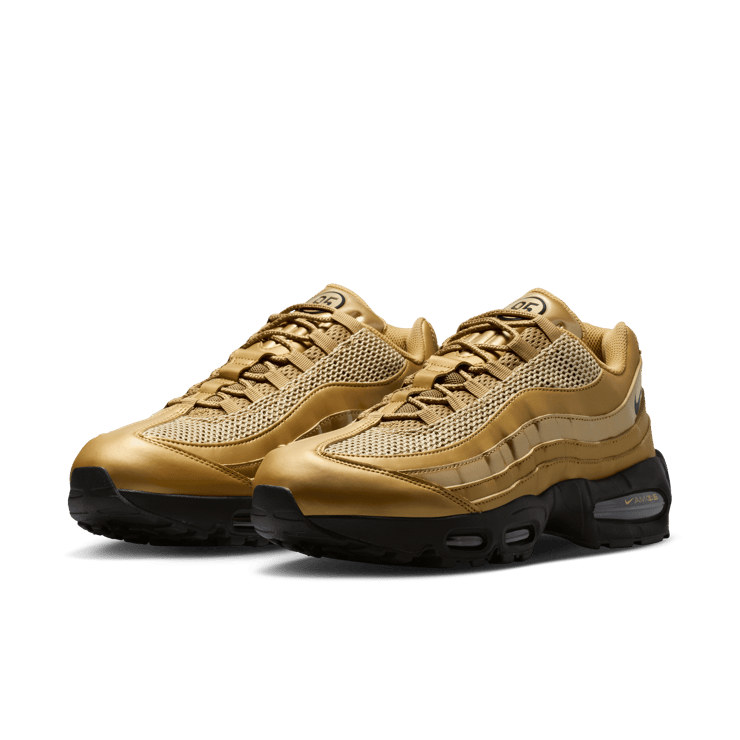 Nike Air Max 95 Big Bubble Total 90 Metallic Gold Angle 4