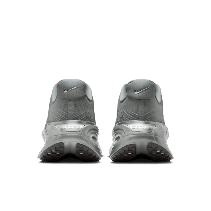 Nike Vomero Premium Isamaya Angle 5