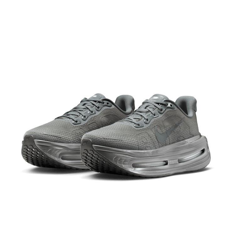 Nike Vomero Premium Isamaya Angle 4