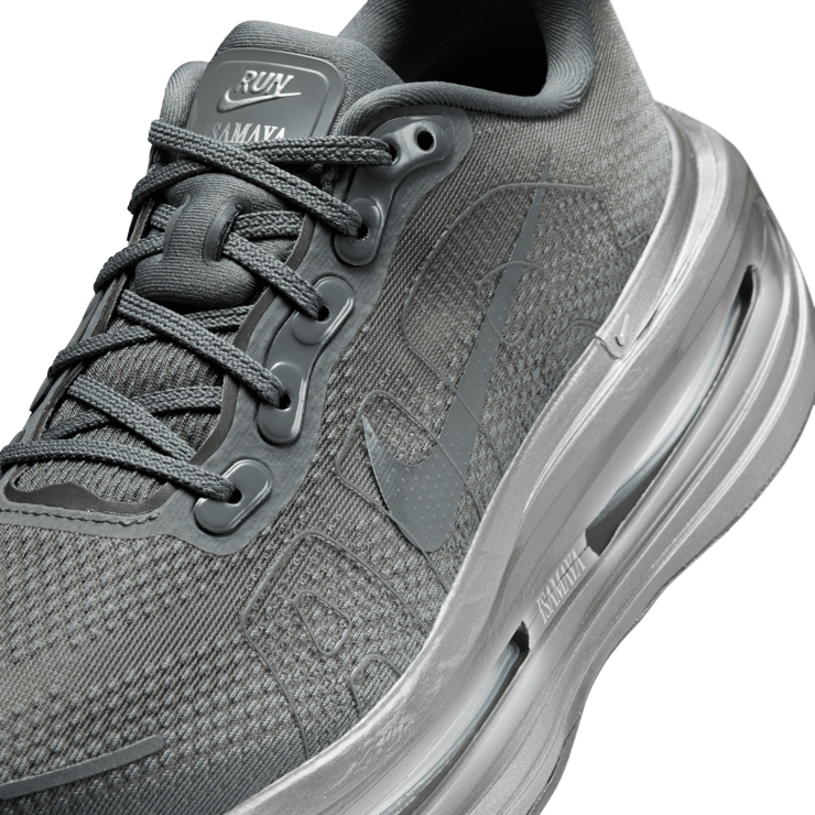 Nike Vomero Premium Isamaya Angle 6