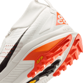 Nike ACG Zegama Summit White Phantom Angle 6