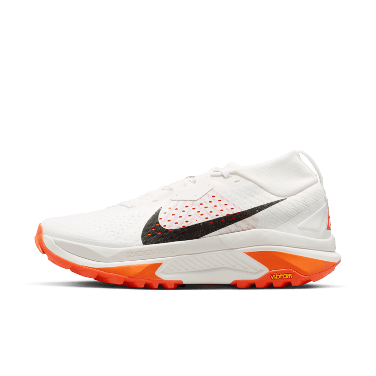 Nike ACG Zegama Summit White Phantom Angle 1