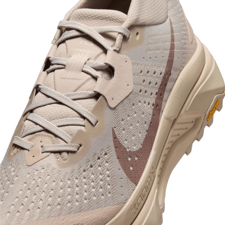 Nike ACG Zegama Cream II Safety Orange Angle 5