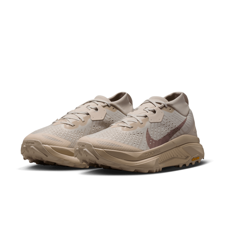 Nike ACG Zegama Cream II Safety Orange Angle 3