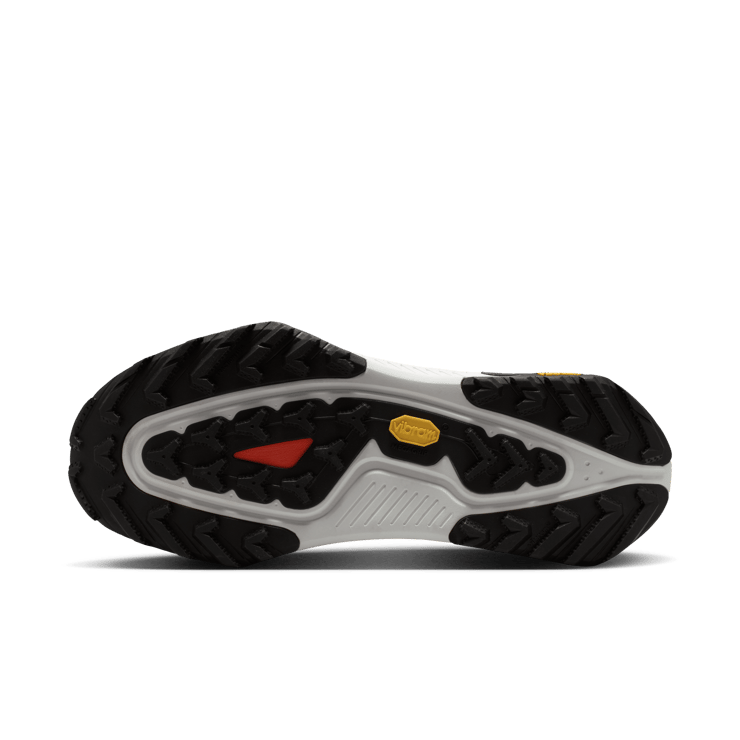 Nike ACG Zegama Black Safety Orange Angle 1