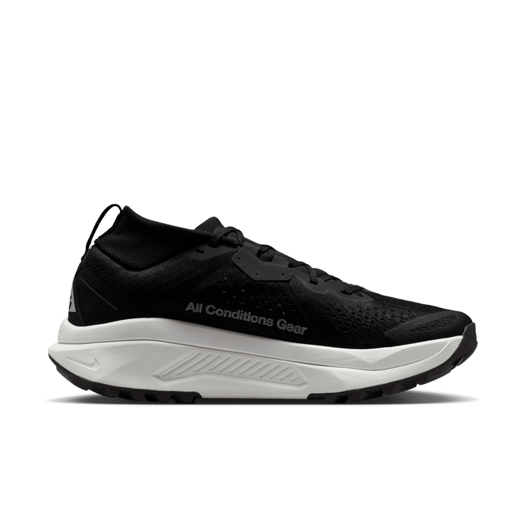 Nike ACG Zegama Black Safety Orange Angle 2