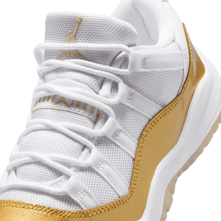 Air Jordan 11 Retro Low Mother's Day (PS) Angle 6