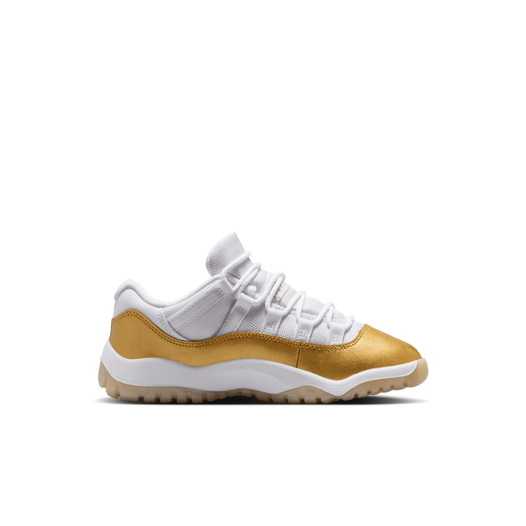 Air Jordan 11 Retro Low Mother's Day (PS) Angle 2