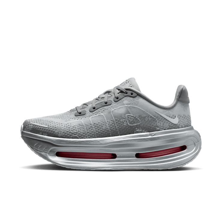 Nike Vomero Premium Fleur De Lis Grey Angle 0
