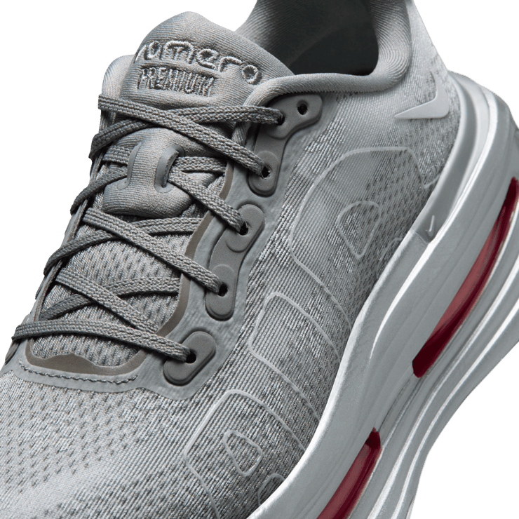 Nike Vomero Premium Fleur De Lis Grey Angle 6