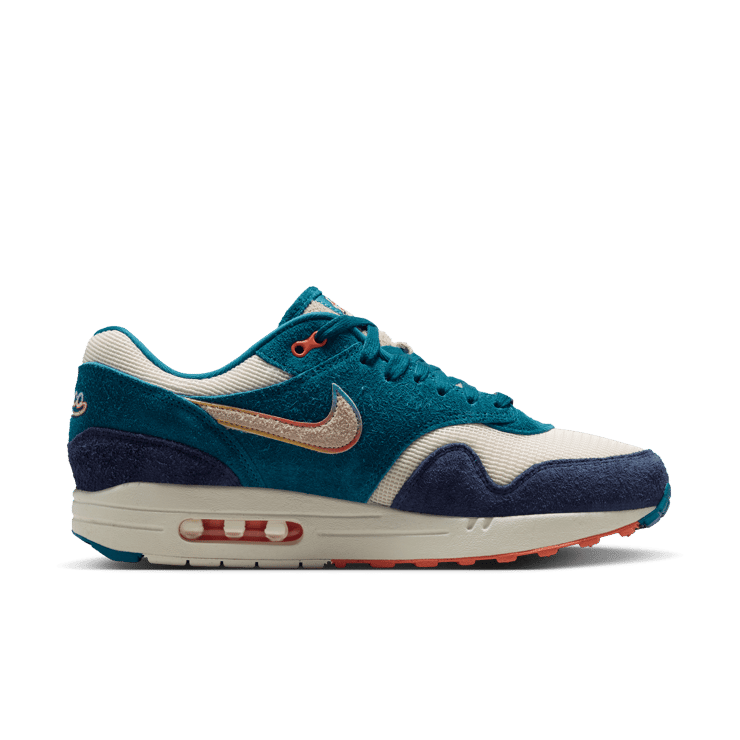 Nike Air Max 1 City Connect Brewers Angle 2