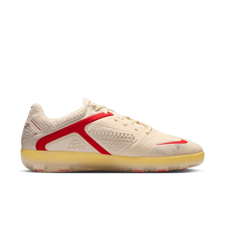 Nike Cryoshot CTR360 Maestri II PEACEMINUSONE Angle 2