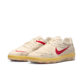 Nike Cryoshot CTR360 Maestri II PEACEMINUSONE Angle 4