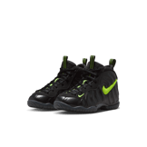 Nike Little Posite Pro Voltage (2026) (PS) Angle 4