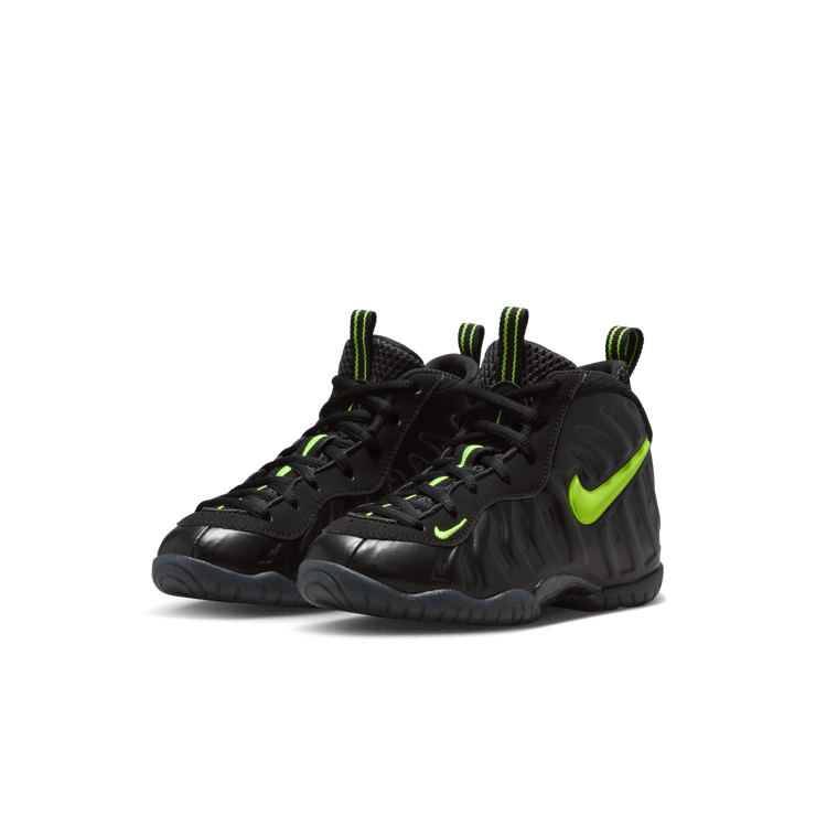 Nike Little Posite Pro Voltage (2026) (PS) Angle 4