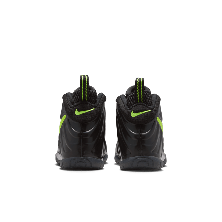 Nike Little Posite Pro Voltage (2026) (PS) Angle 5