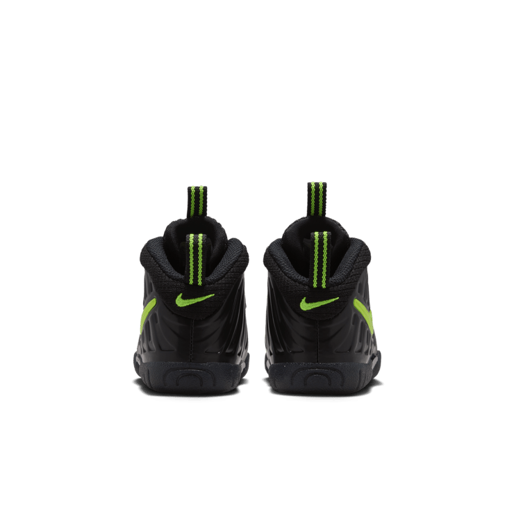 Nike Little Posite Pro Voltage (2026) (TD) Angle 5