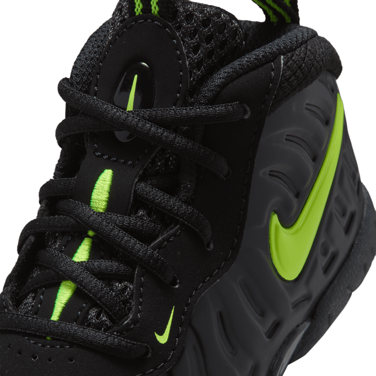 Nike Little Posite Pro Voltage (2026) (TD) Angle 6
