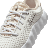 Nike Mind 002 Summit White (W) Angle 7