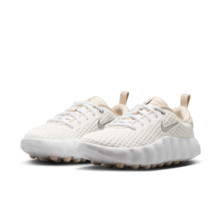 Nike Mind 002 Summit White (W) Angle 4
