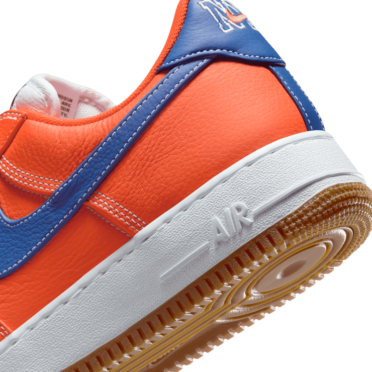 Nike Air Force 1 Low Retro NYC PRM Knicks Angle 7