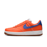 Nike Air Force 1 Low Retro NYC PRM Knicks Angle 0