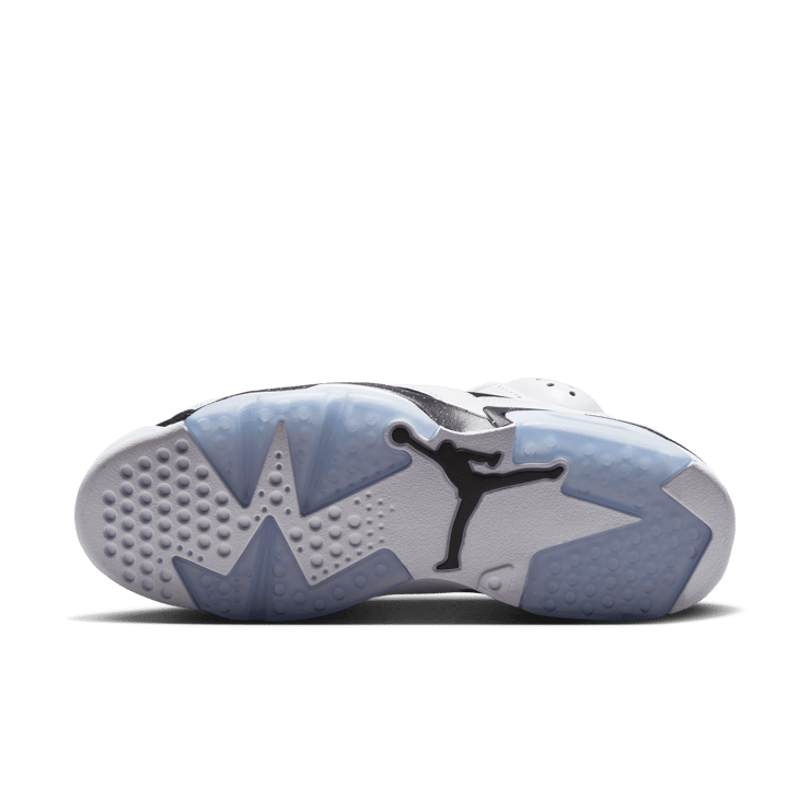 Air Jordan 6 Retro Oreo Angle 1