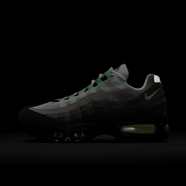 The Air Max 95 Mint from 2009 Returns in Big Bubble Form