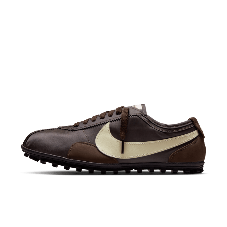 Nike Moon Shoe OG Baroque Brown (W) Angle 0