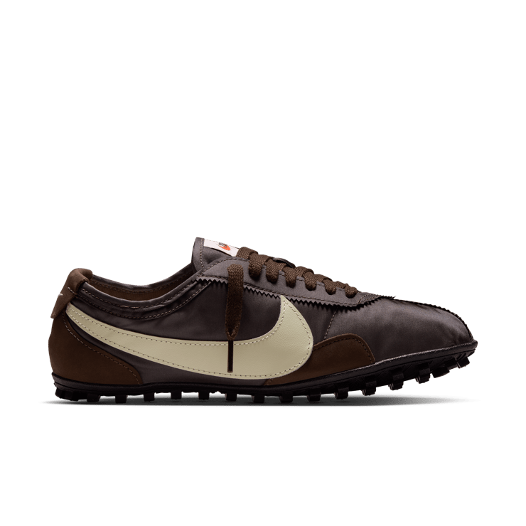 Nike Moon Shoe OG Baroque Brown (W) Angle 2