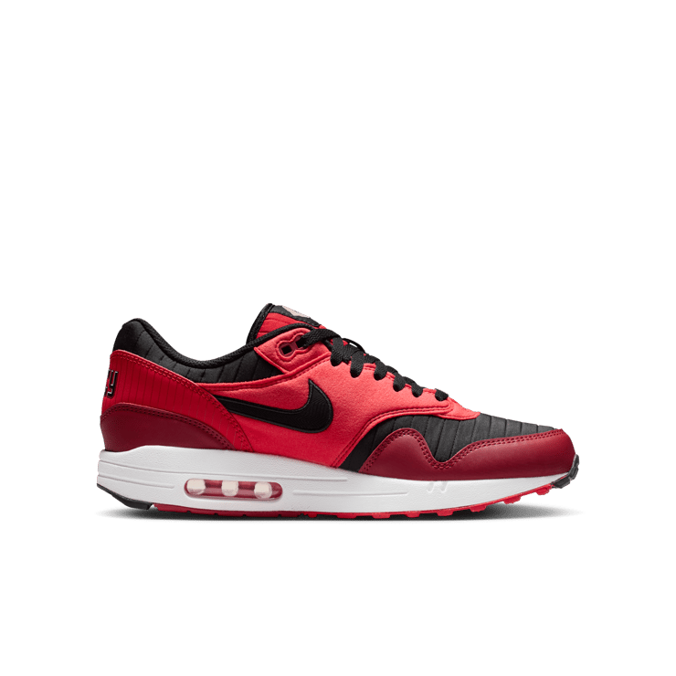 Nike Air Max 1 Reds City Connect Angle 2