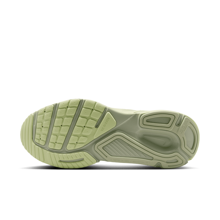 Nike Structure Plus Spruce Fog Angle 1