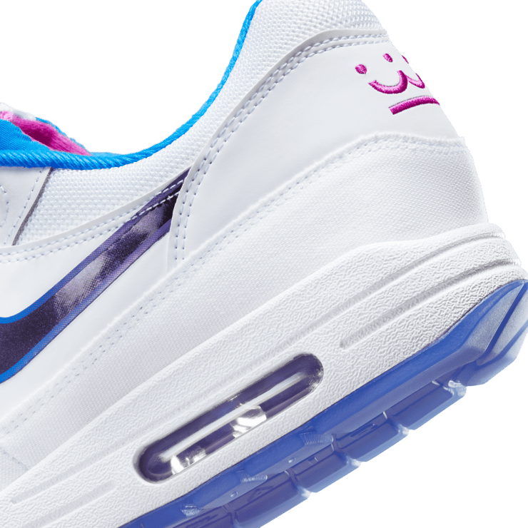 Nike Air Max 1 Royals City Connect Angle 7