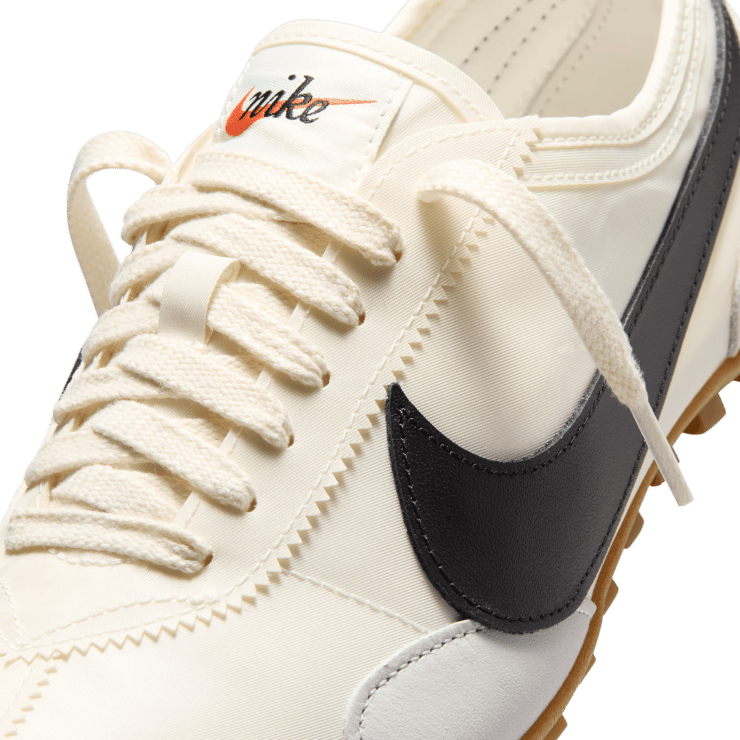 Nike Moon Shoe OG Sail Gum (W) Angle 6