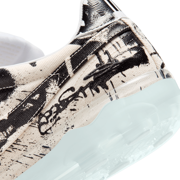 Nike Cryoshot Striker 1976 Slawn Angle 7
