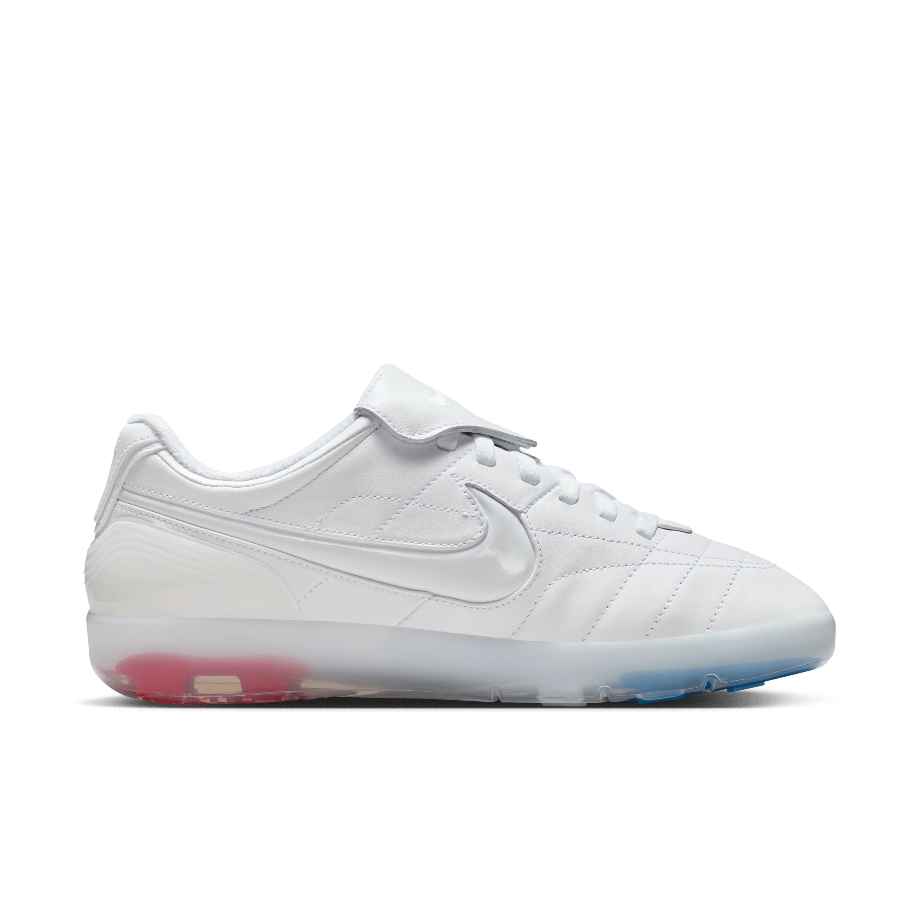 Jacquemus Elevates the Nike Cryoshot Tiempo R10 for the World Cup Jacquemus Elevates the Nike Cryoshot Tiempo R10 for the World Cup