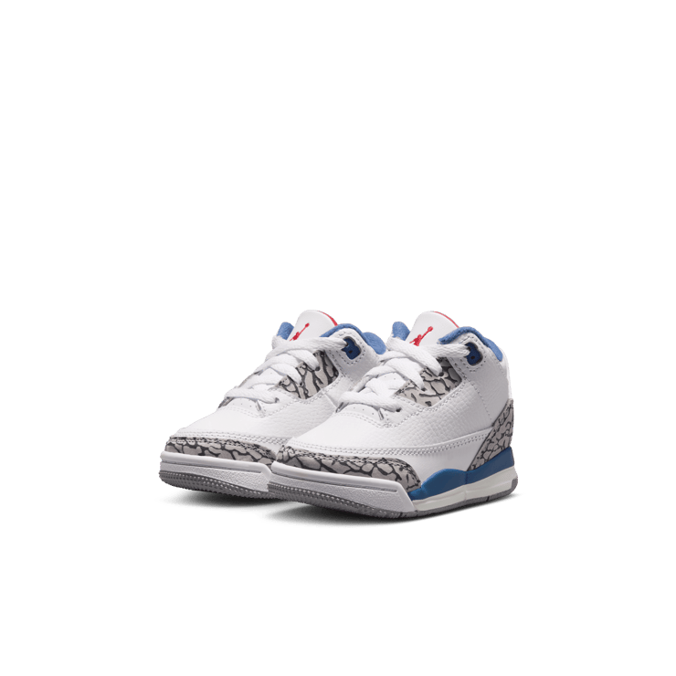 Air Jordan 3 Retro True Blue (TD) Angle 4