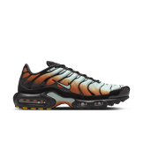 Nike Air Max Plus OG Premium Desert Monarch Angle 2