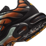 Nike Air Max Plus OG Premium Desert Monarch Angle 7