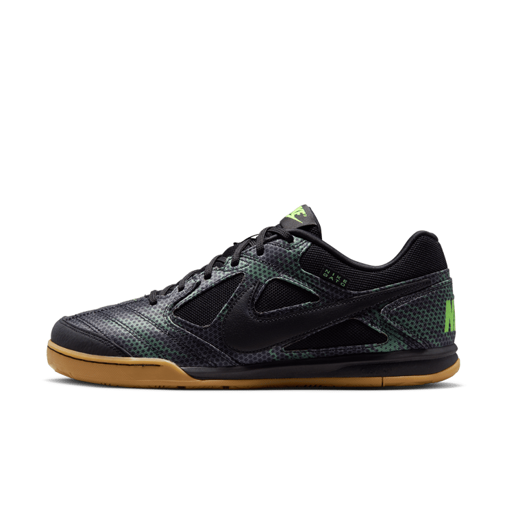 Nike Gato LV8 Pro Green Angle 0